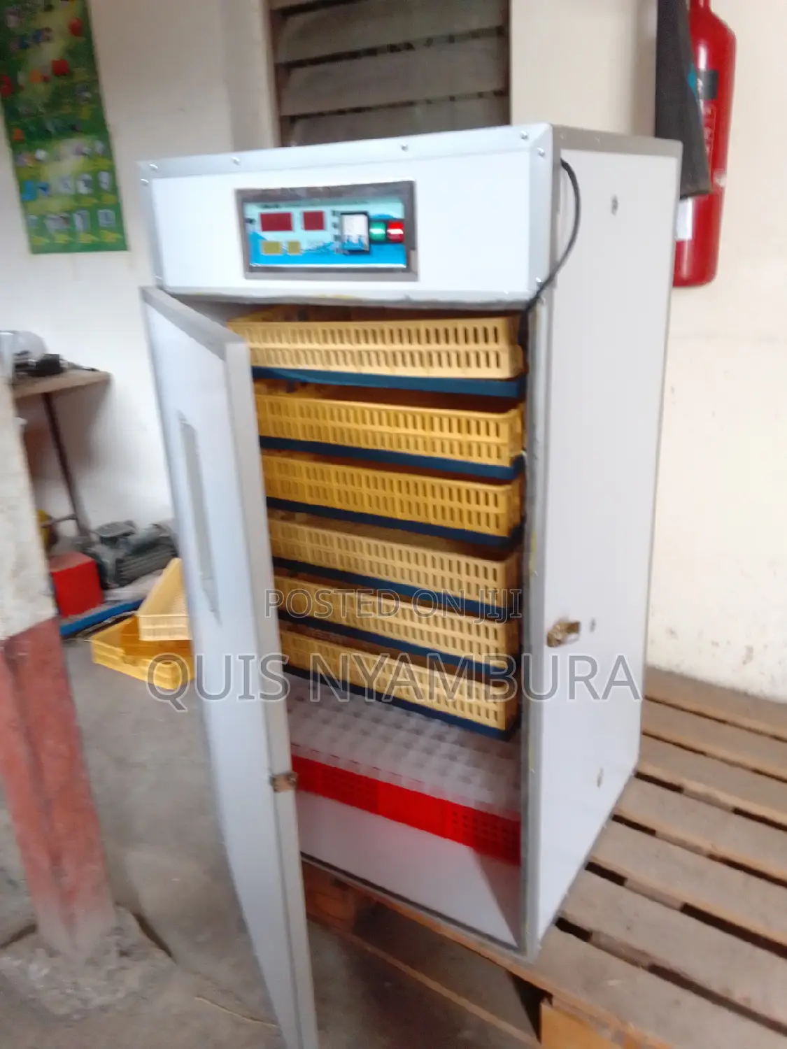 Automatic Incubator 528 Eggs Hatcher.