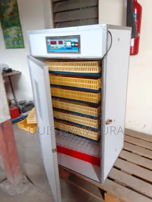 Automatic Incubator 528 Eggs Hatcher.