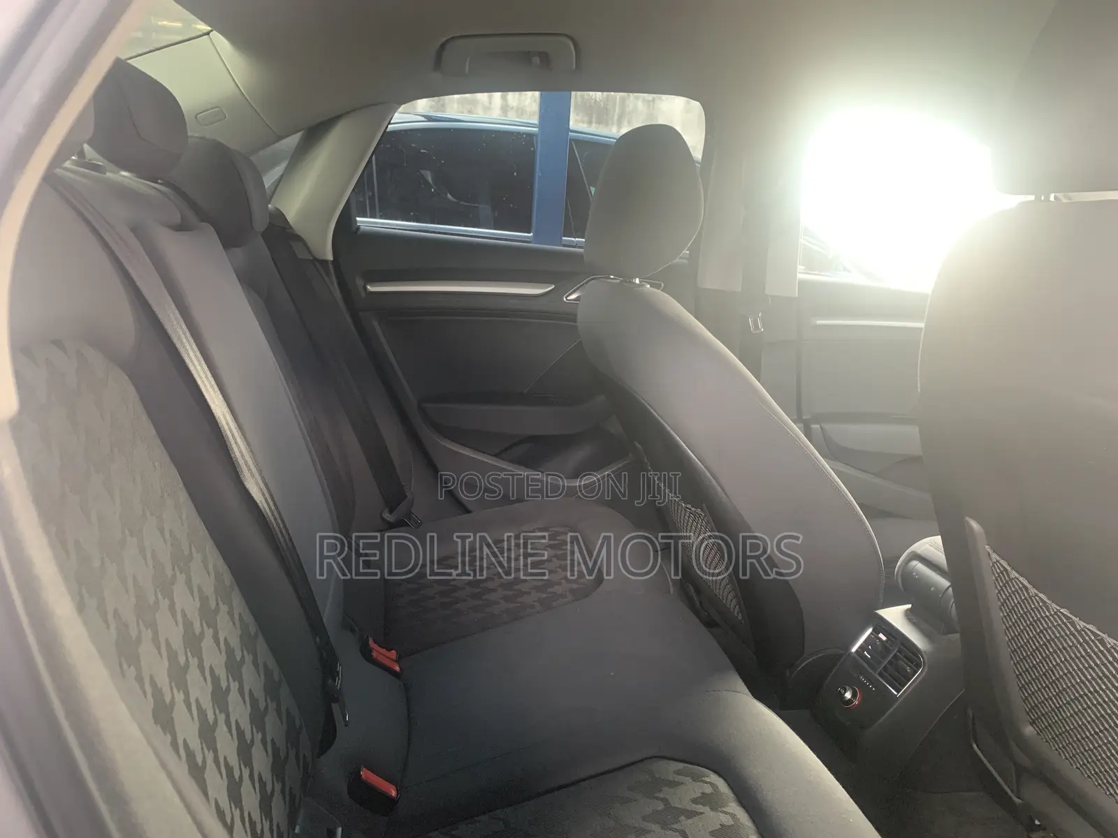 Audi A3 2.0T Premium FWD Sedan 2017 Silver