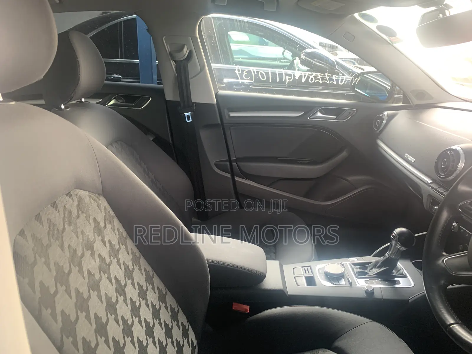 Audi A3 2.0T Premium FWD Sedan 2017 Silver