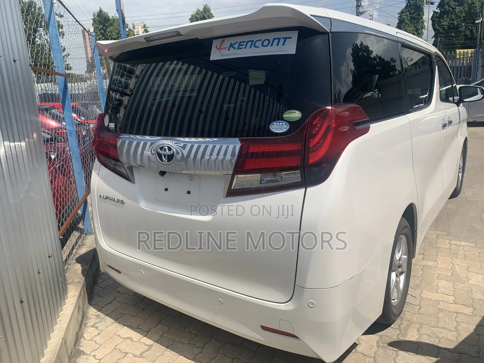 Toyota Alphard 2017 Off white