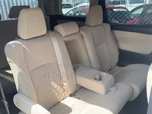 Toyota Alphard 2017 Off white