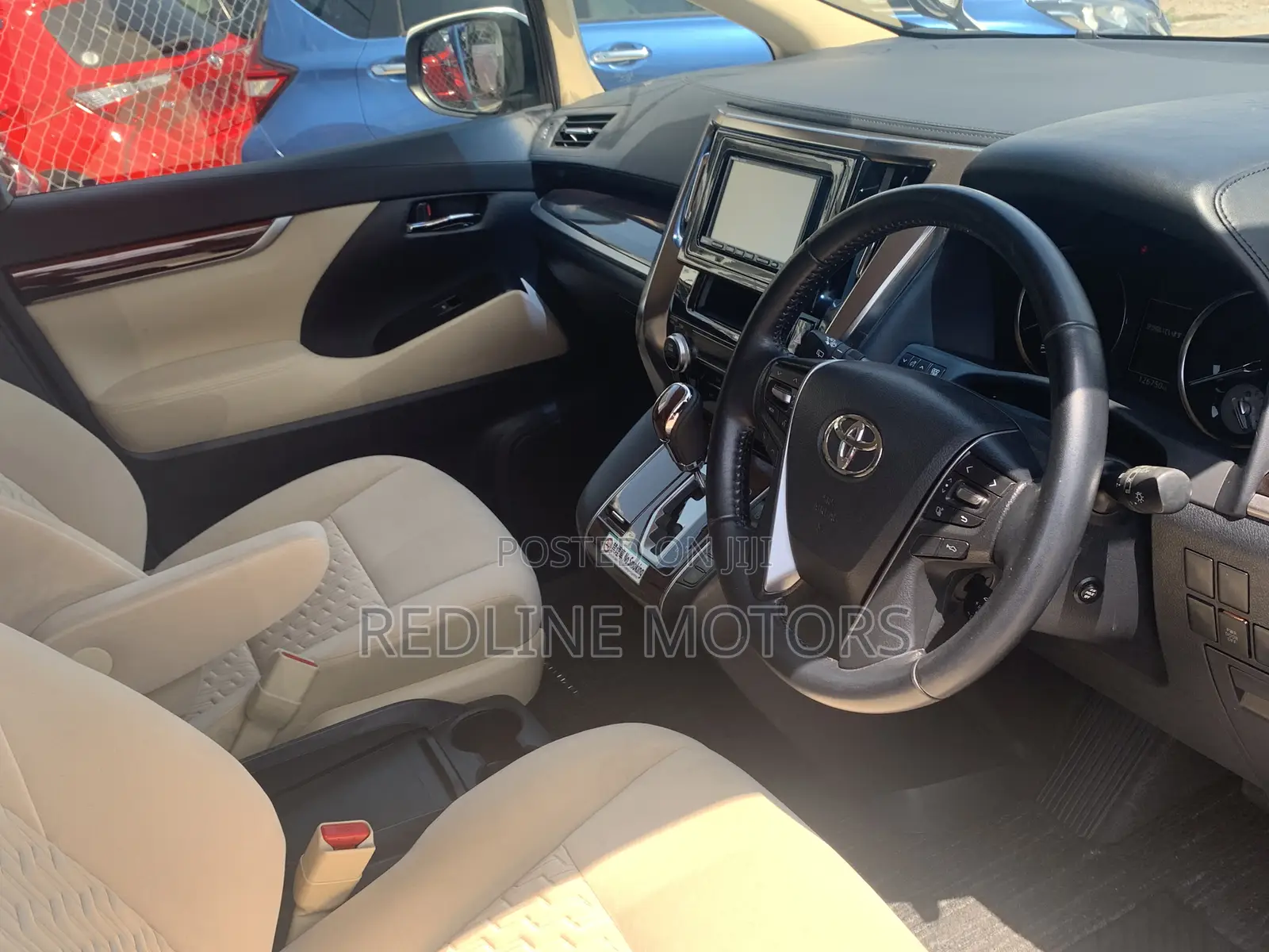 Toyota Alphard 2017 Off white