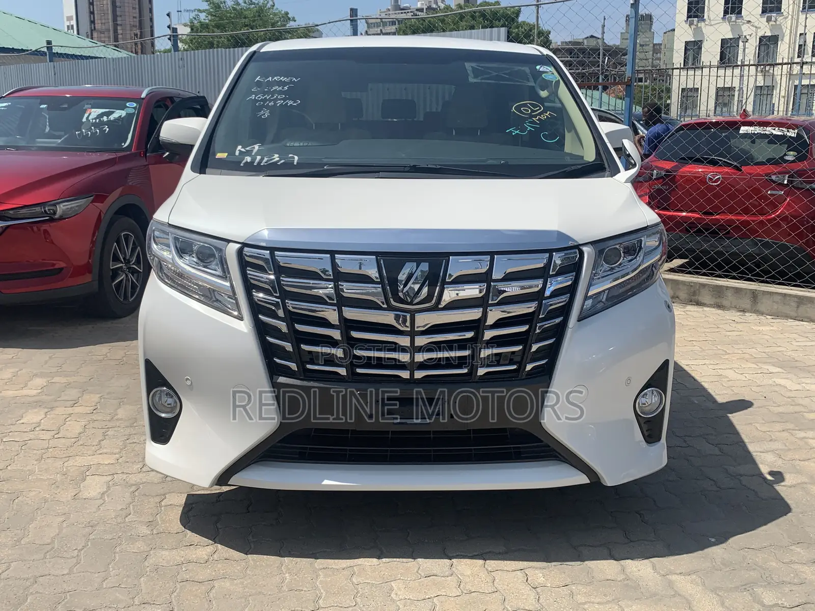 Toyota Alphard 2017 Off white
