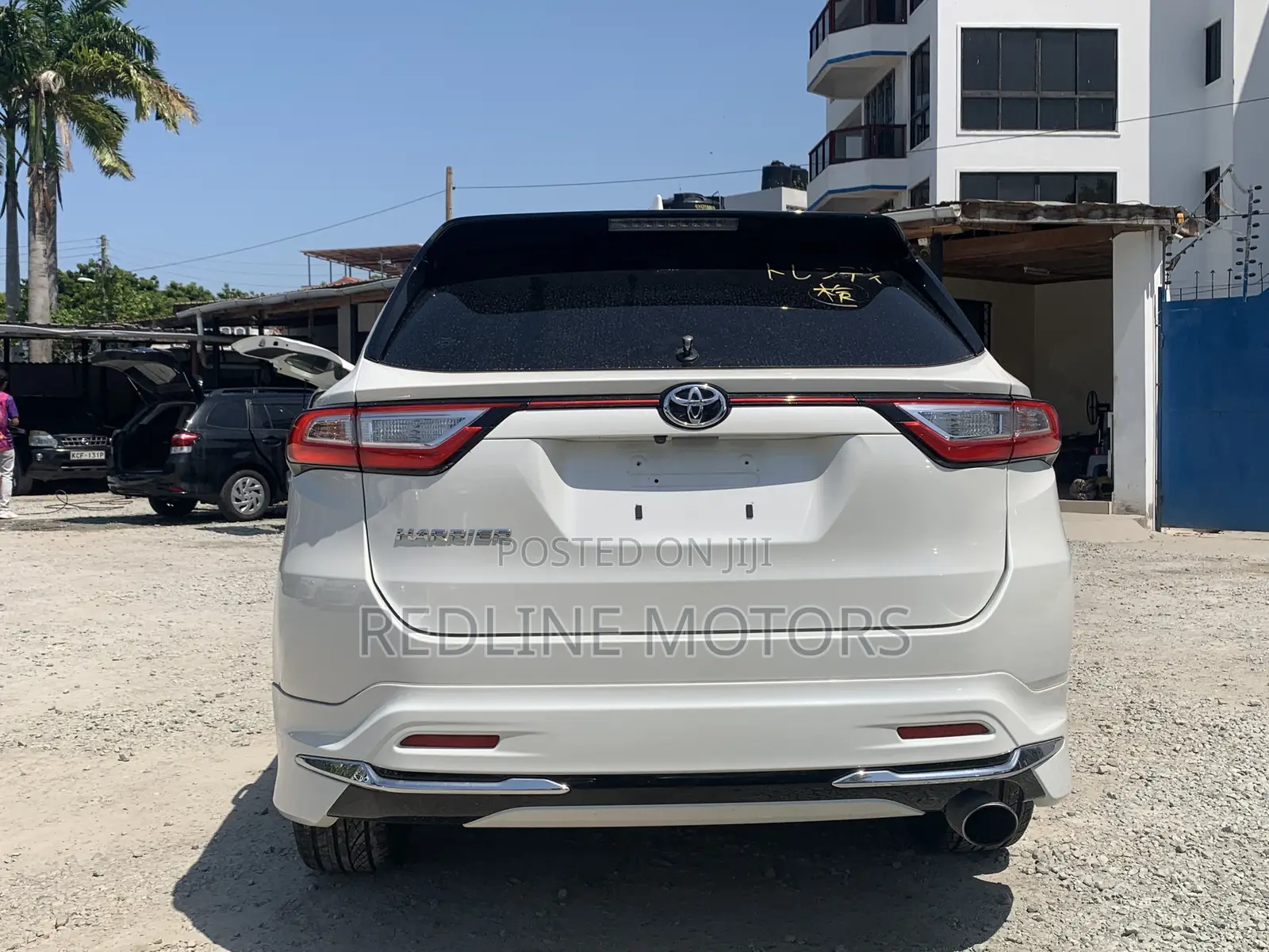 Toyota Harrier 2.0 Turbo 2017 Off white