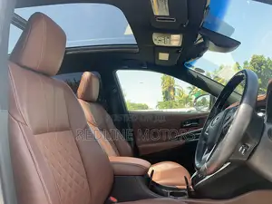 Toyota Harrier 2.0 Turbo 2017 Off white