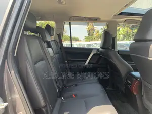 Toyota Land Cruiser Prado 2.8 2017 Gray