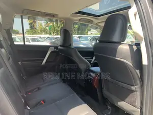 Toyota Land Cruiser Prado 2.8 2017 Gray