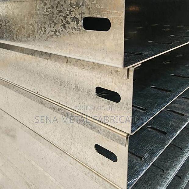 High-Quality Galvanised Cable Trays. 250mm×50
