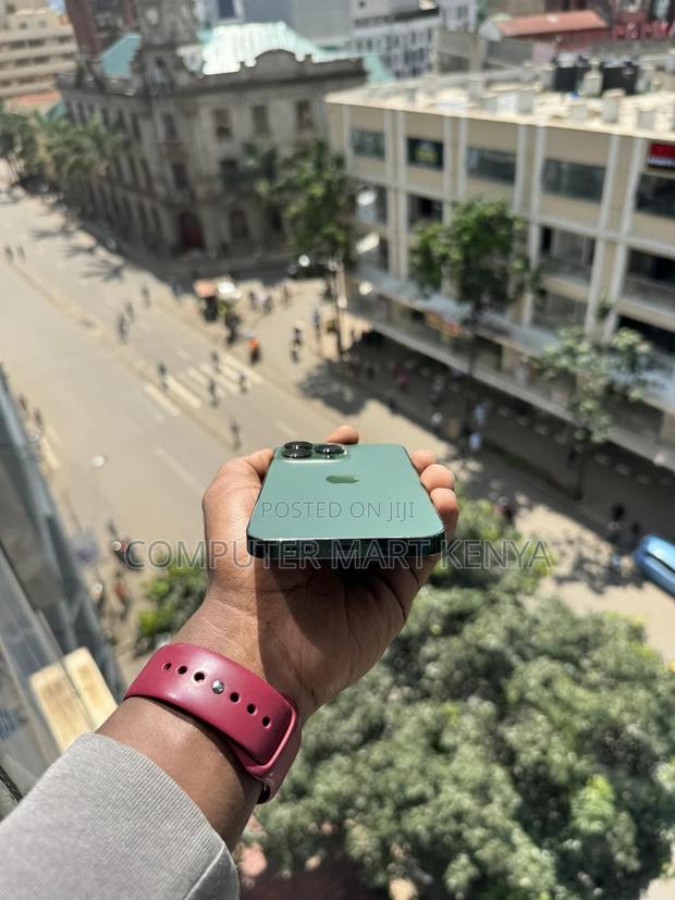 Apple iPhone 13 Pro 256 GB Green - thumbnail 2