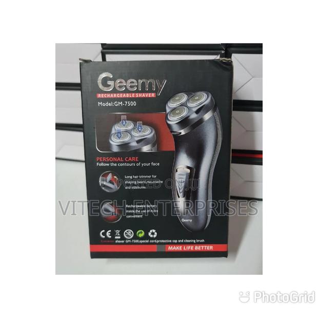 Geemy Professional Rechargeable Beard Trimmer and Smoother - main view