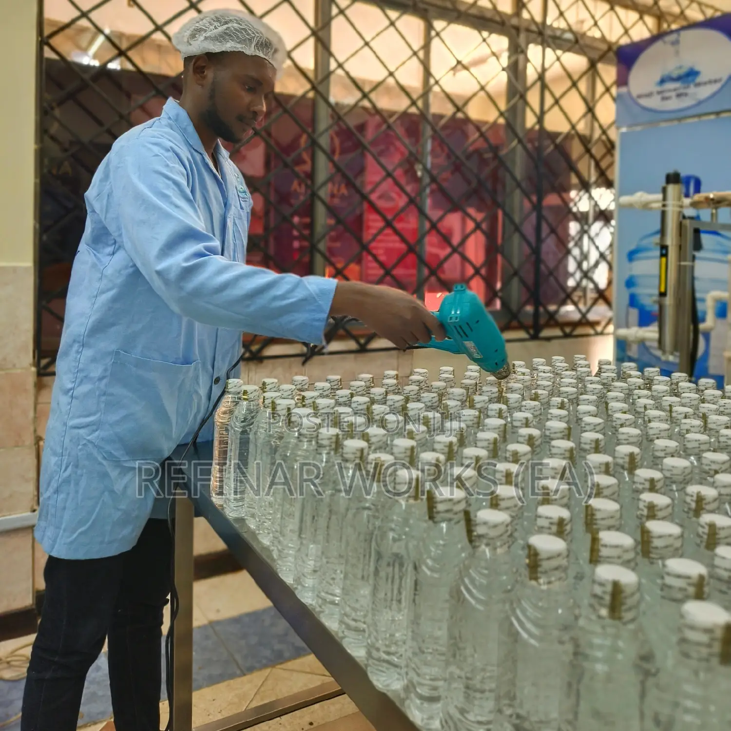 Commercial Water Purifier Machines Available - Refinar EA