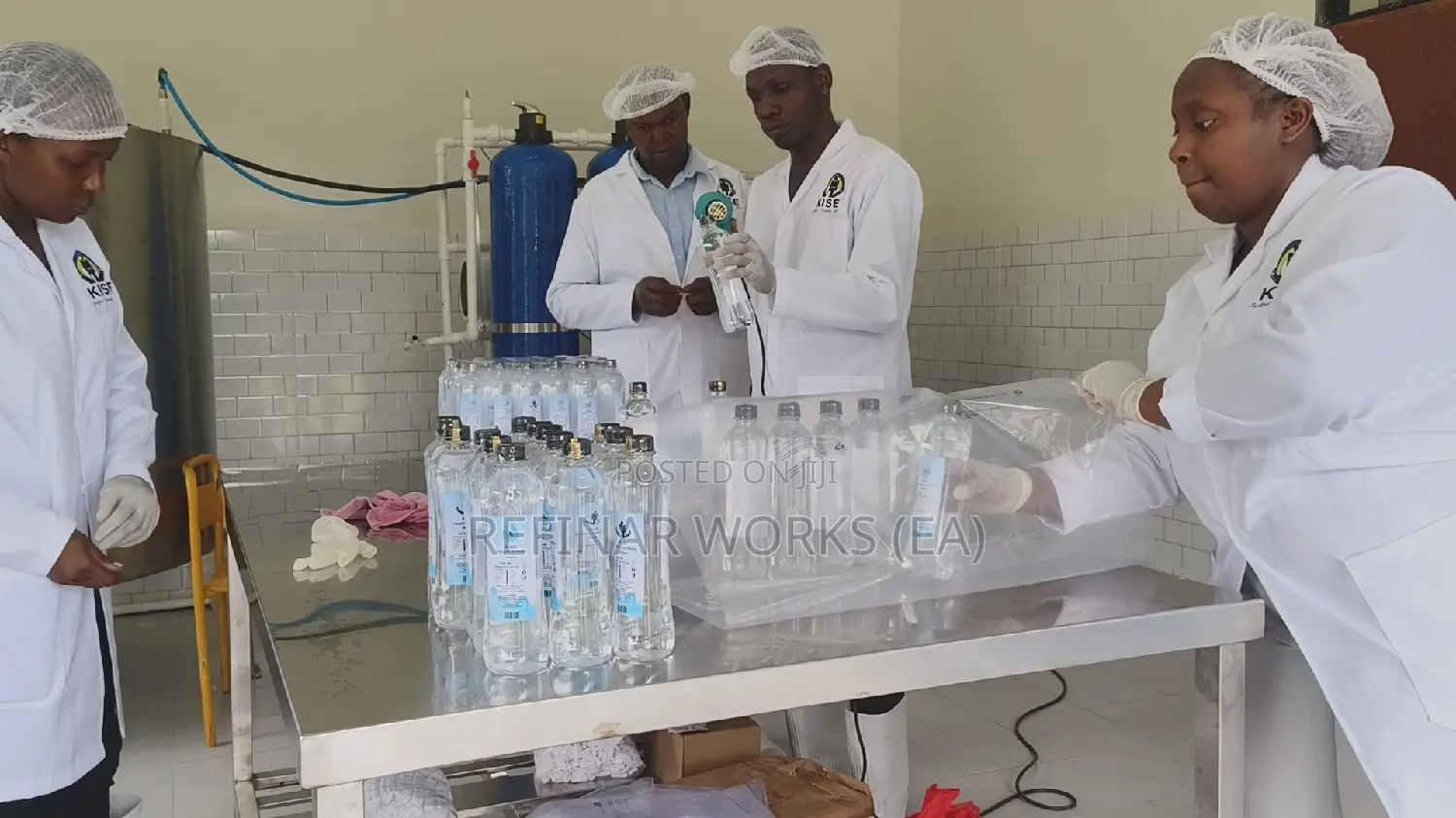 Commercial Water Purifier Machines Available - Refinar EA