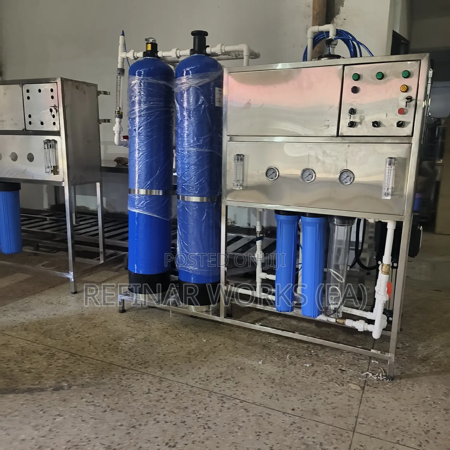 Commercial Water Purifier Machines Available - Refinar EA