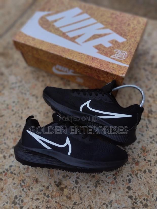 Nike Zoom VomeroSizes 41-45 - thumbnail 3