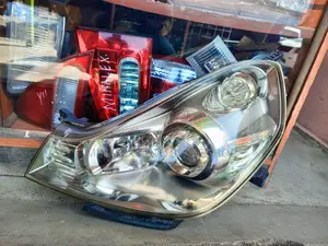 Nissan Wingroad Y12 Zenon