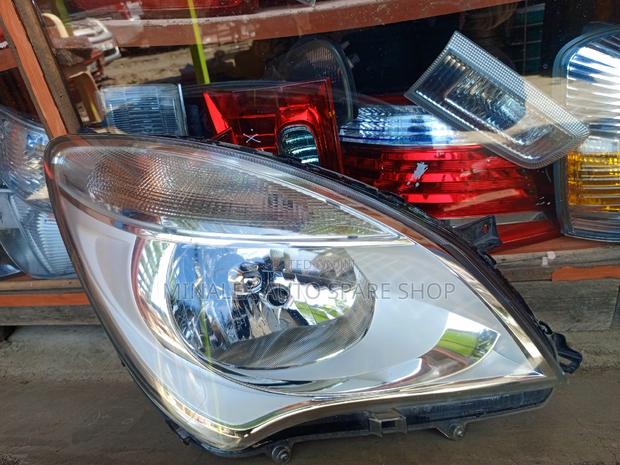 Suzuki Solio RHS Nonzenon Headlight - thumbnail 2
