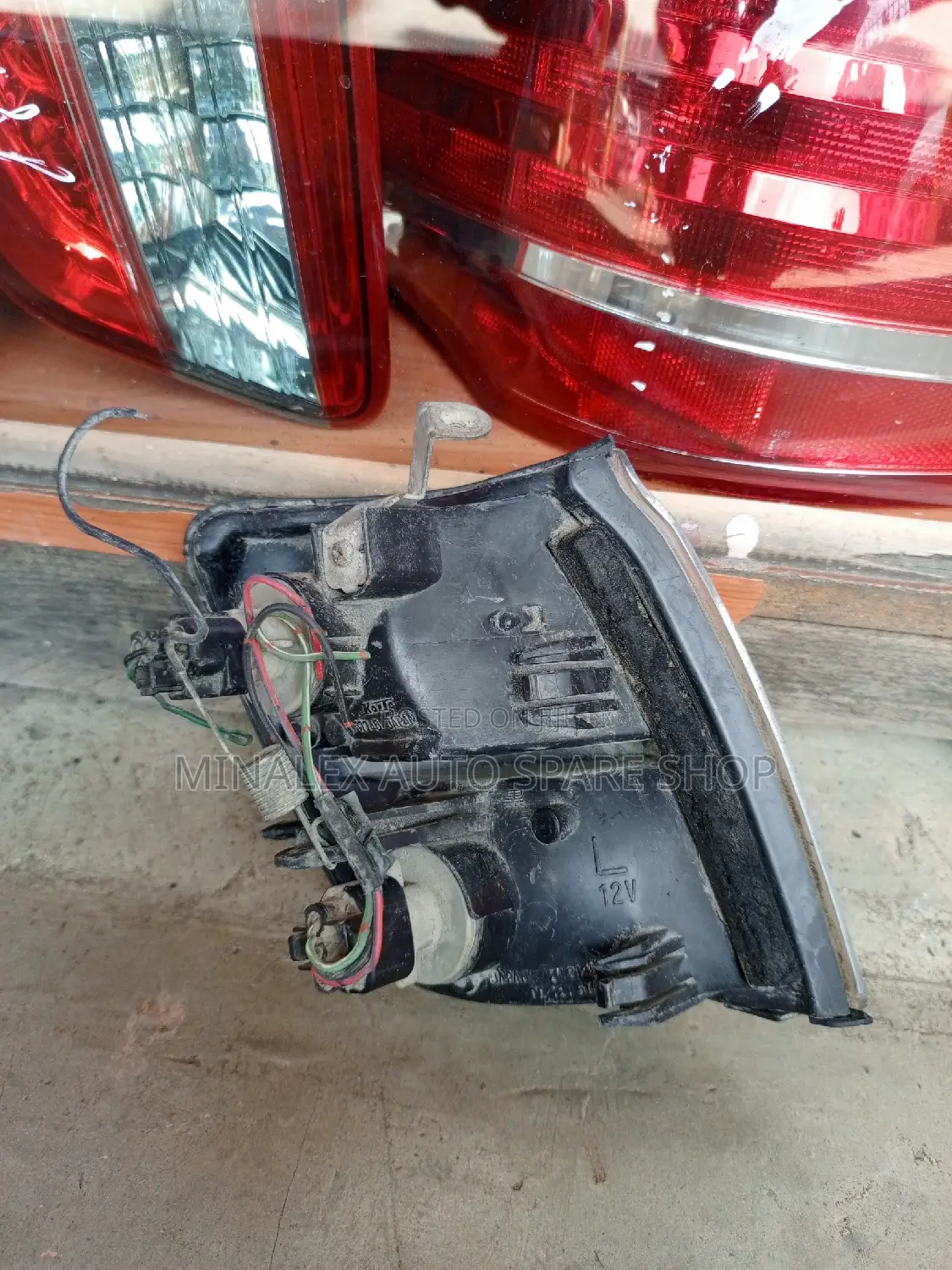 LHS Indicator Light Pajero Simcard Clear Type