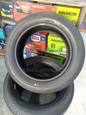 225/55r17 Bridgestone Tyre