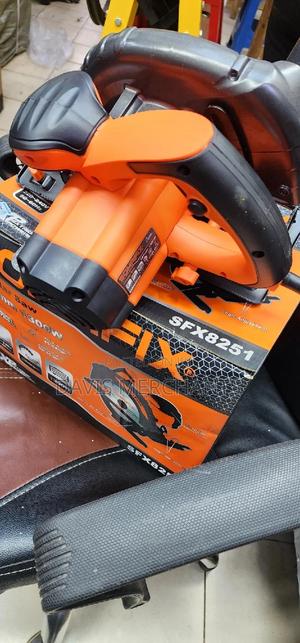 Circular Saw Machine With Free 71⁄4 Cutting Disc - main view