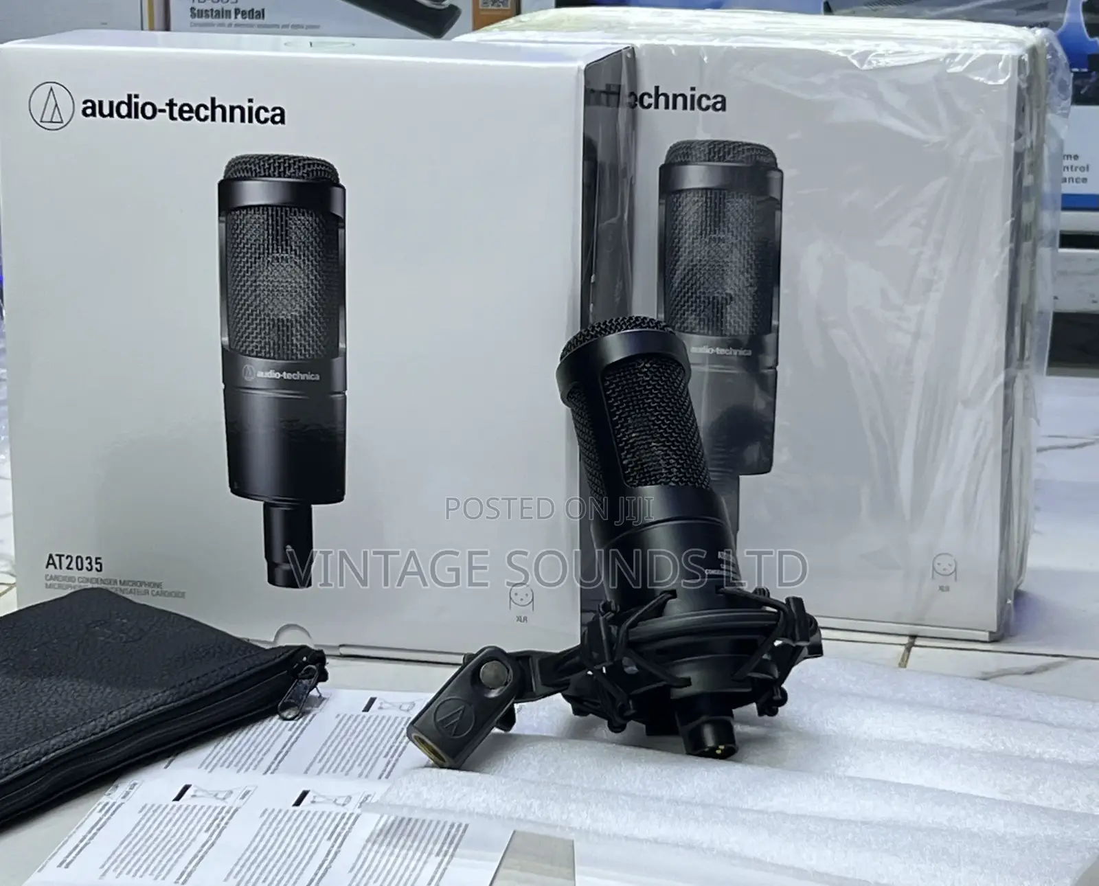 Audio Technica AT2035 Large-Diaphragm Condenser Microphone