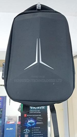 ,^* Durable Laptop Bag
