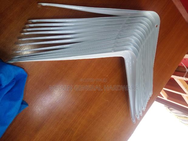 White Shelf Brackets 6*8 - main view
