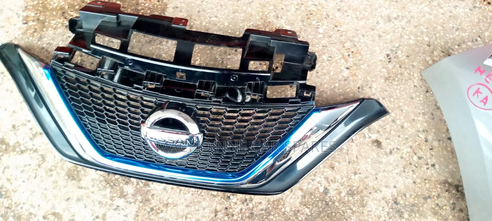 Nissan Note 2018 Front Grill