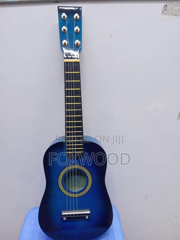 Kids Acoustic Guitar Length 59cm - thumbnail 4