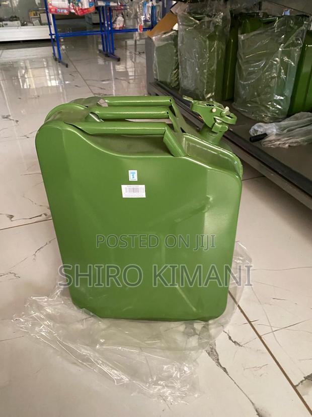 Long Lasting Quality Stainless Fuel Jerrican