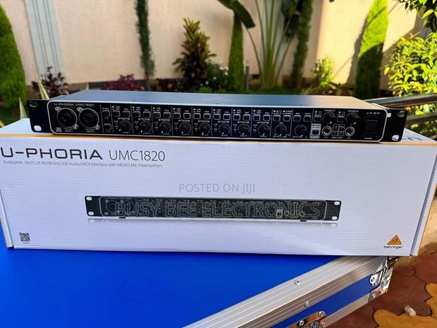 Uphoria Umc 1820 Behringer