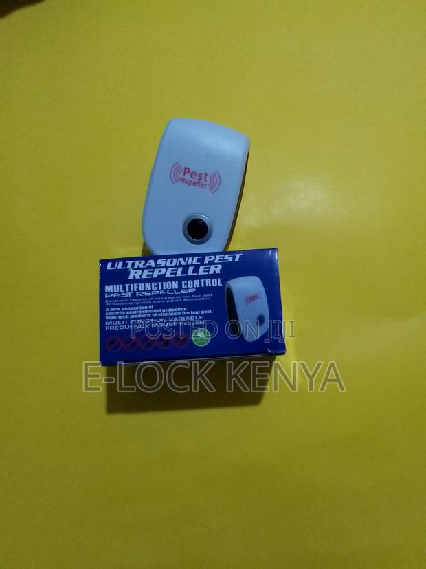 Ultrasonic Pest Repeller - main view