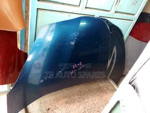 Honda Fit Shuttle 2012 Bonnet