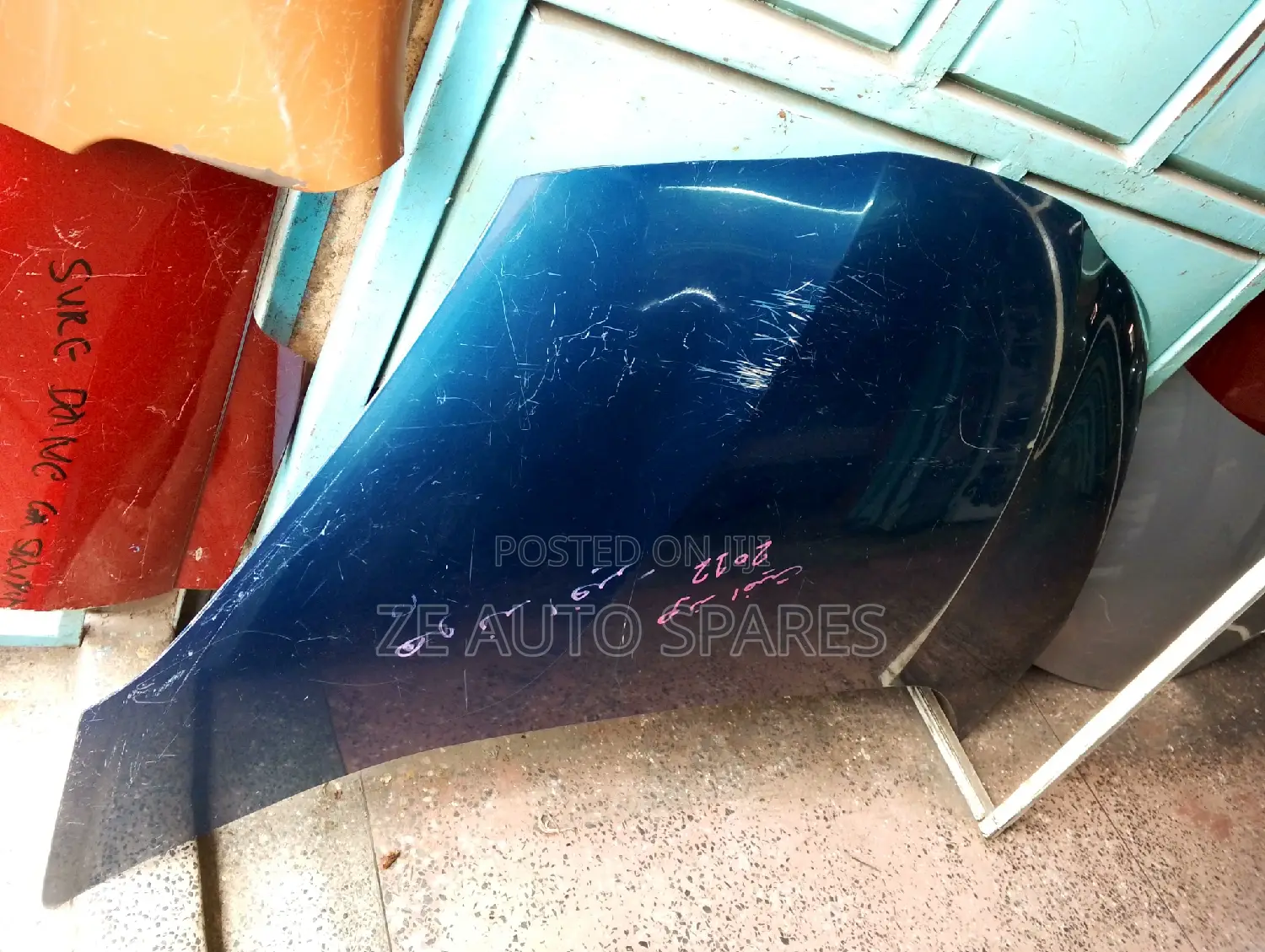 Honda Fit Shuttle 2012 Bonnet