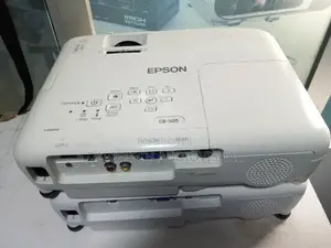 Xuk Epson- Cb-S05 Projector 