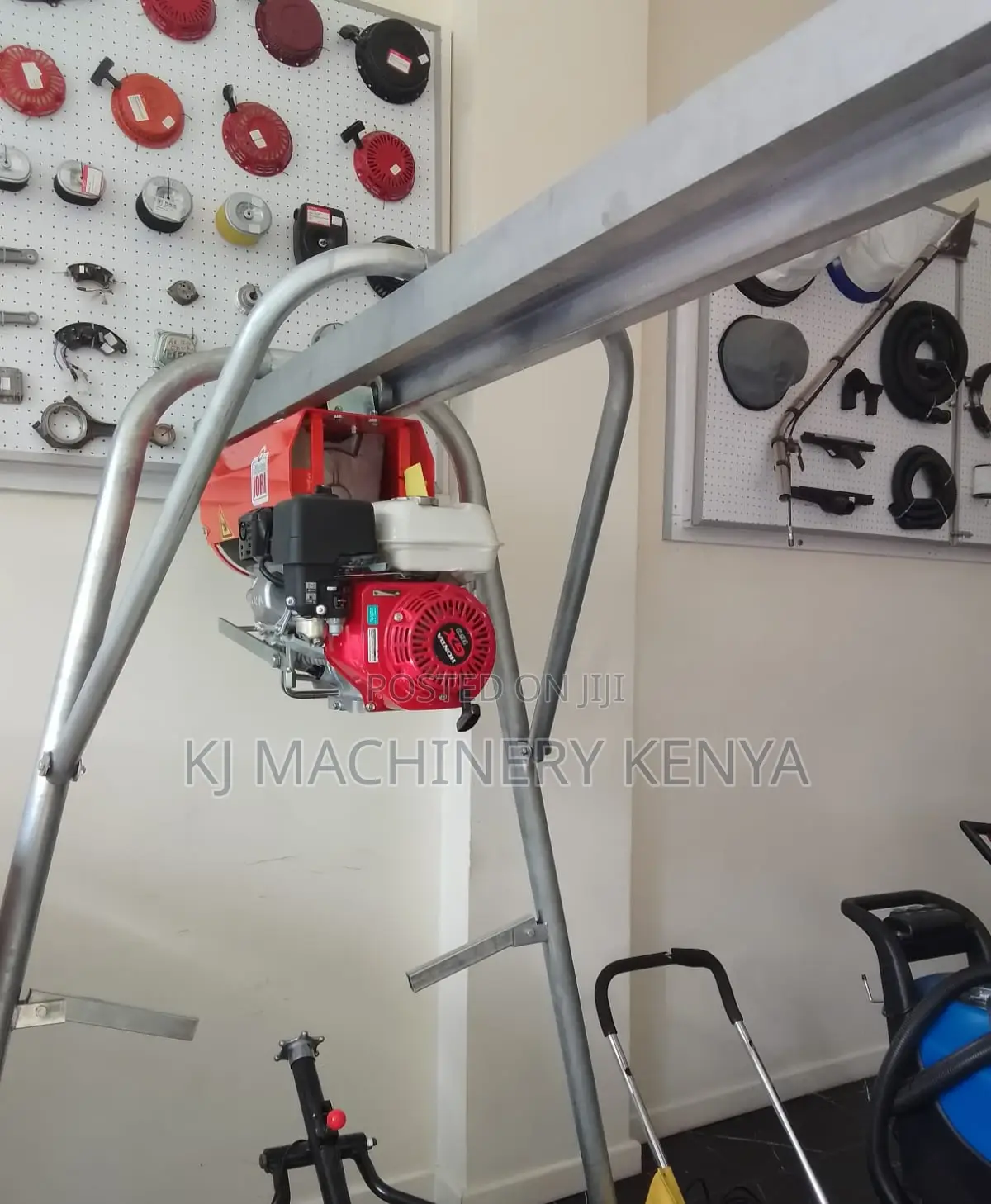 🏗 1-tonne Concrete Hoist Machine – Lift Smarter, Build Faster!
