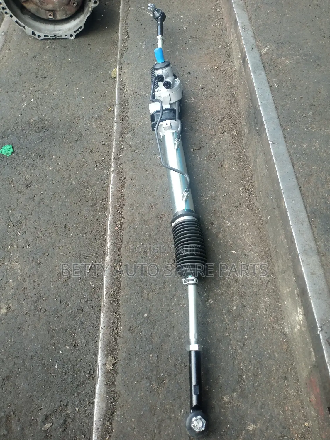 Toyota Hiace 5 L Steering Rack ( Shark)