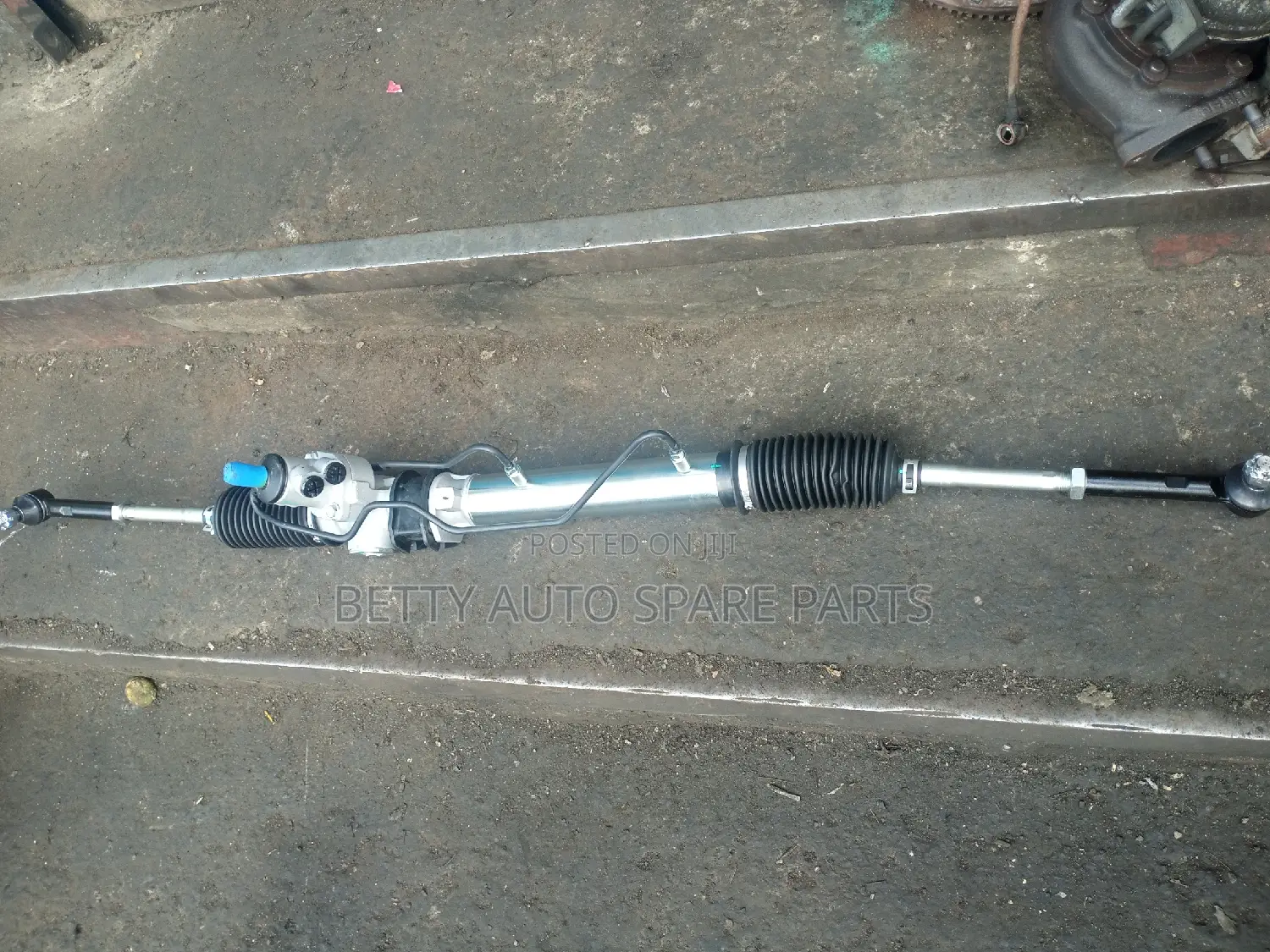 Toyota Hiace 5 L Steering Rack ( Shark)