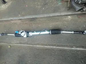 Toyota Hiace 5 L Steering Rack ( Shark)
