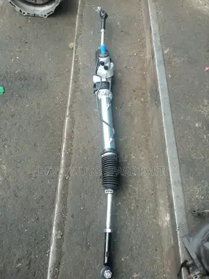 Toyota Hiace 5 L Steering Rack ( Shark)