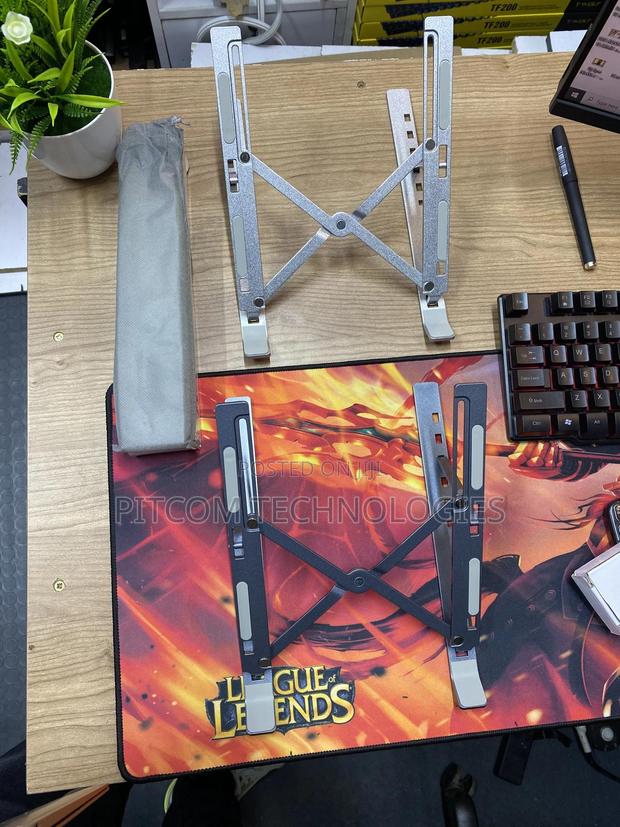 Adjustable Laptop Stand. - main view