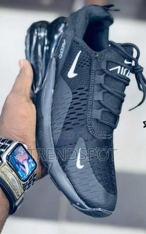 Nike Air Force 270 - thumbnail 2