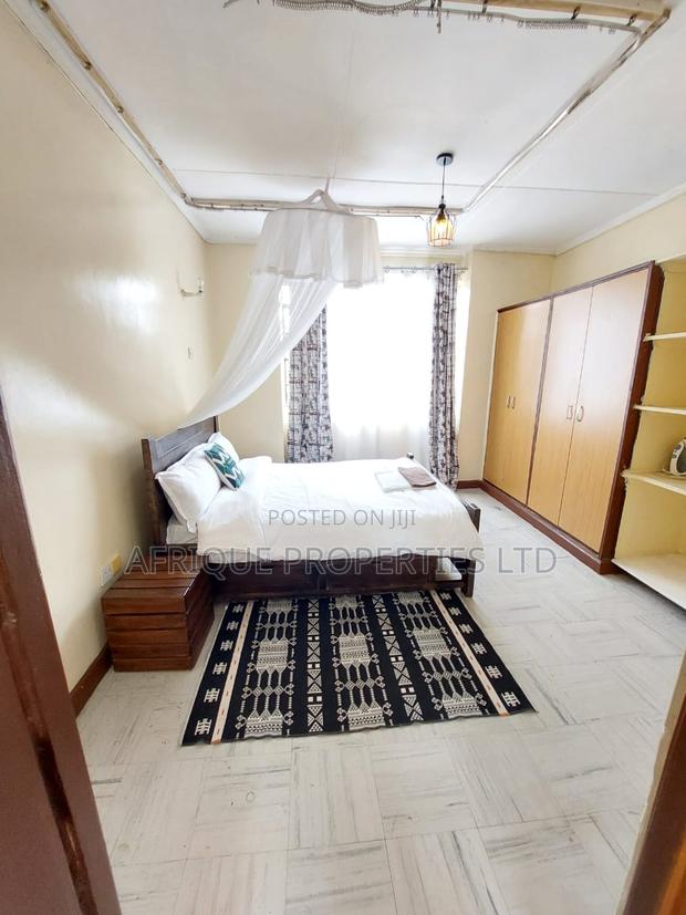 8bdrm Mansion in Donholm for sale - thumbnail 8
