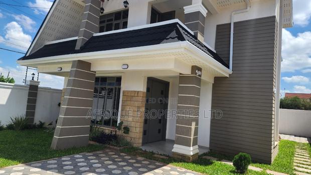 4bdrm Mansion in Membley for sale - thumbnail 5