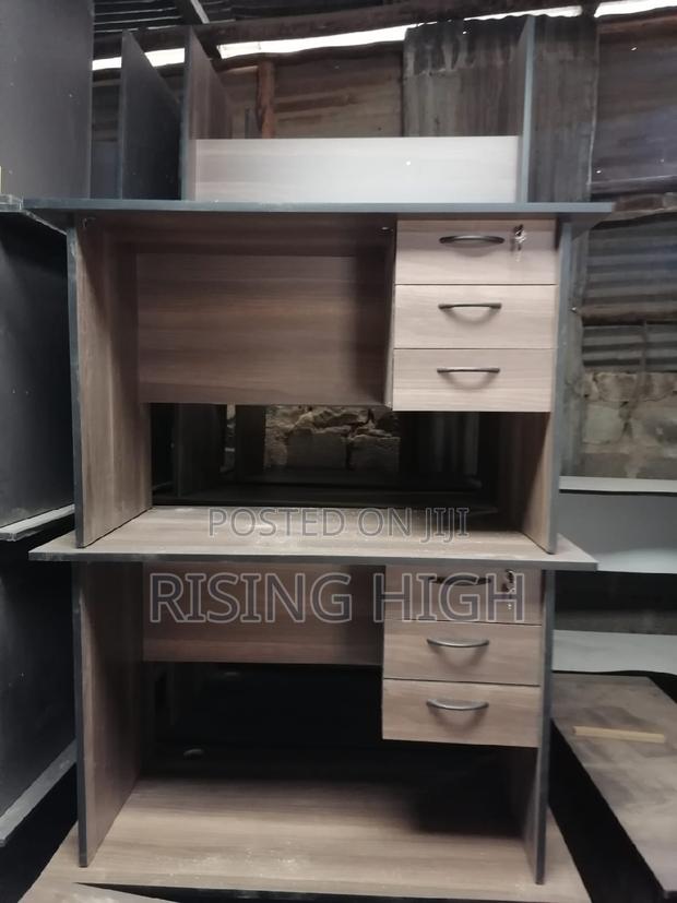 Good Unique Office Table - main view