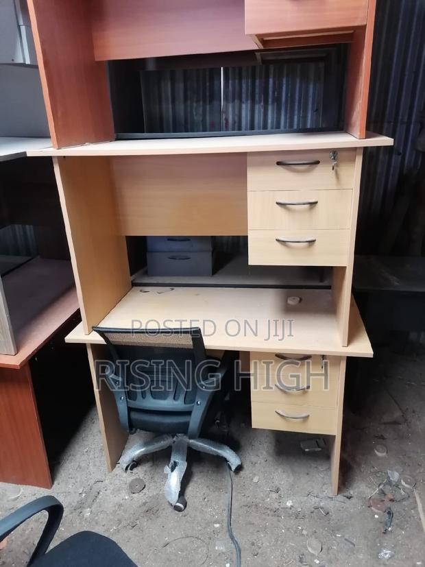 Super Great Office Table - main view
