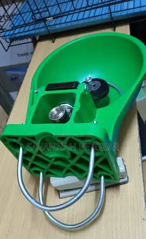 Automatic Cow Water Drinking Bowl - Unbreakable Plastic