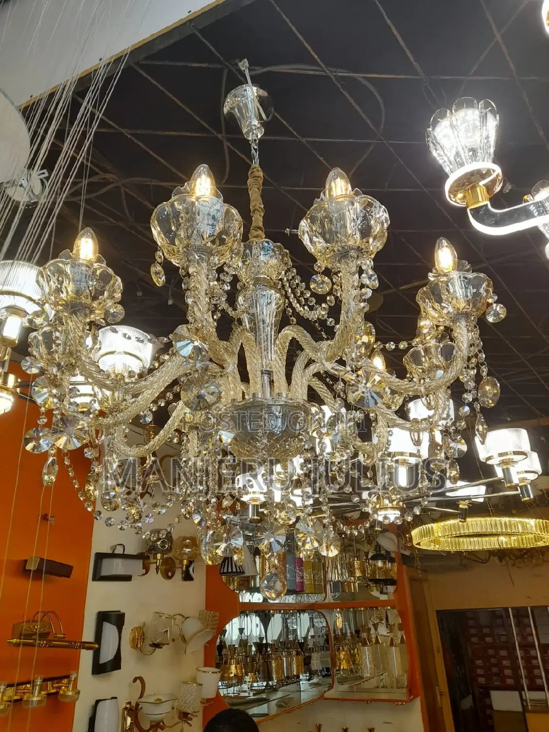 10arms Chandelier Lighting