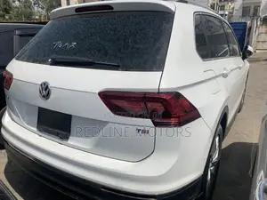 Volkswagen Tiguan 2.0T S FWD 2017 White