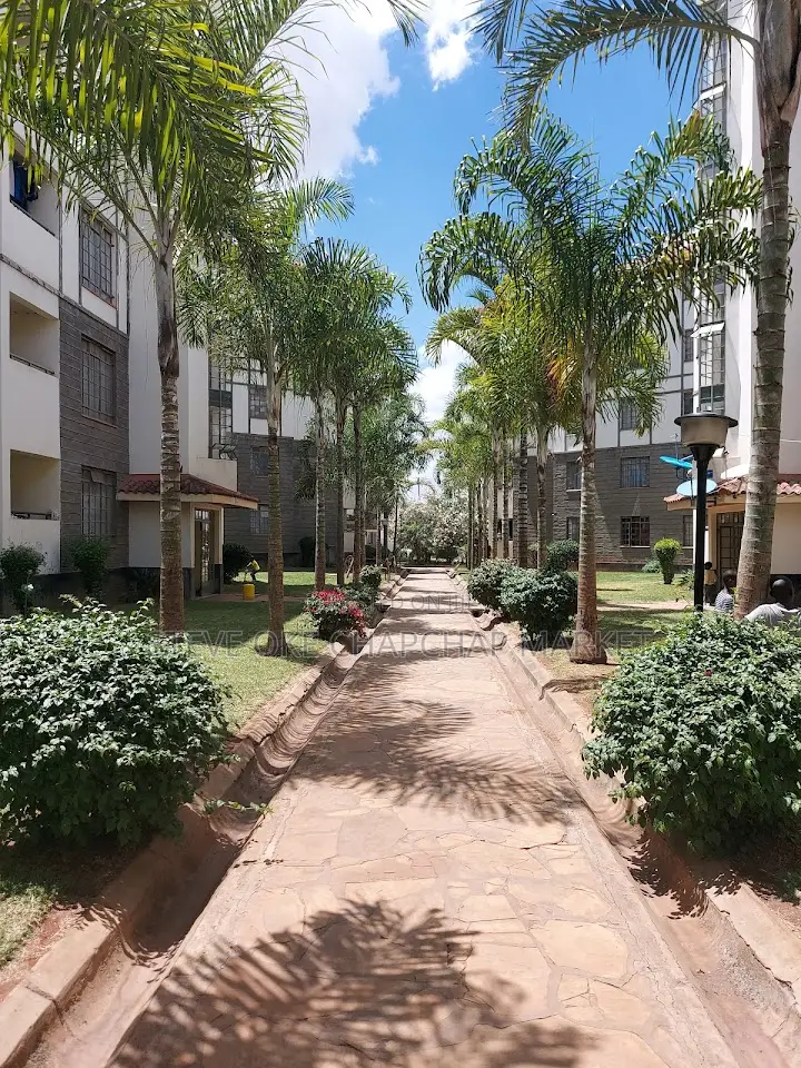 3bdrm Apartment in Sunset Boulevard, Athi River for sale
